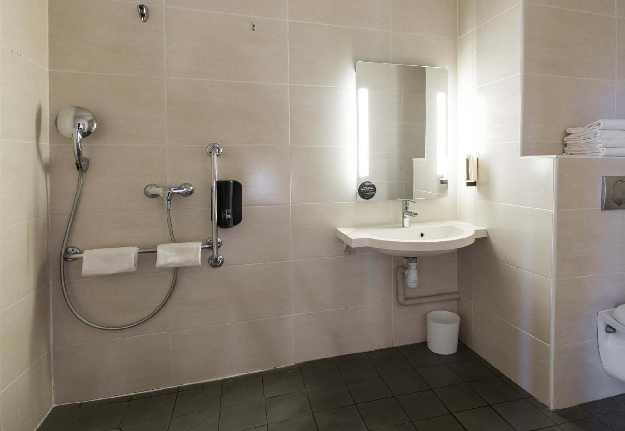 B&B Hotel Castres Centre Gambetta Экстерьер фото